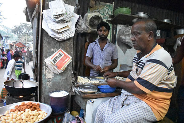 manik mia puri seller