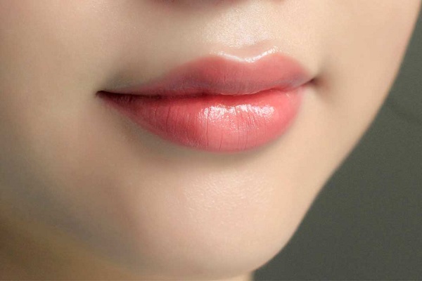 make your lips luscious and pink