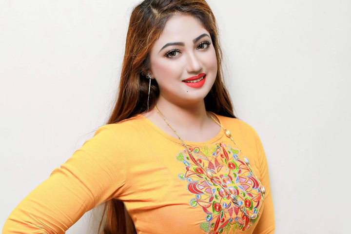 Bangladeshi Actress Achol